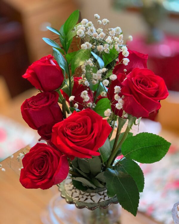 Red Rose and Jypso Jypso Flowers Boqouet